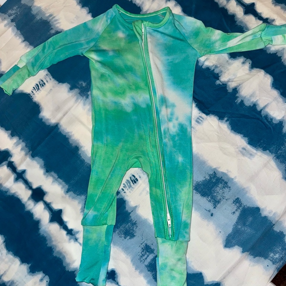 Bamboo Tie-Dye Zippy